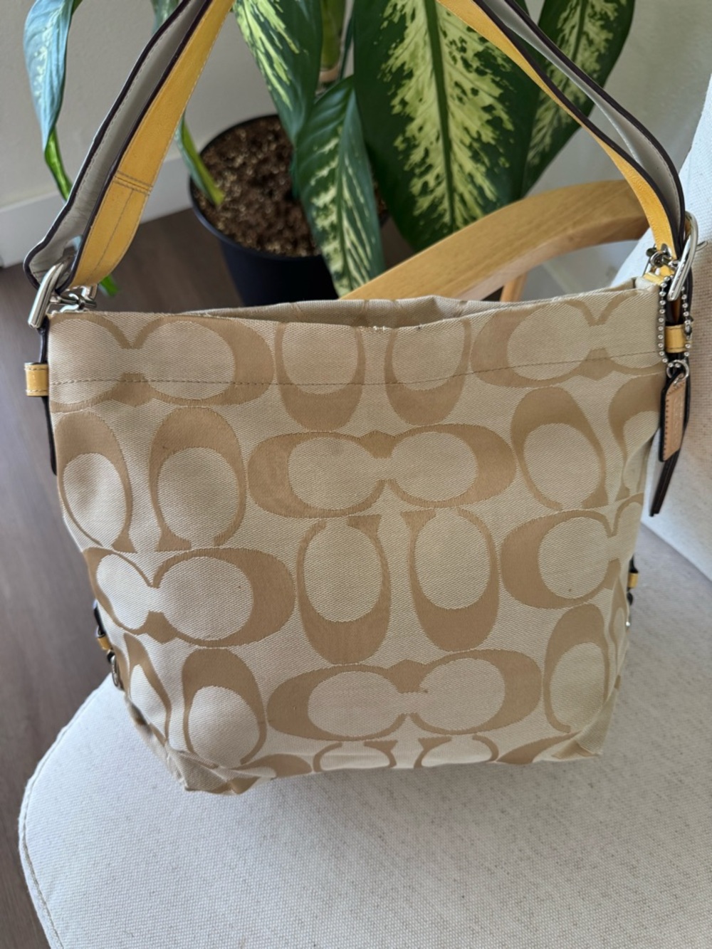 Coach Y2K Carly Signature Hobo Tan Yellow Shoulder Handbag Purse #F15067 Vintage - Picture 6 of 17